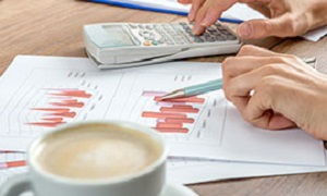 深圳坂田街道企業(yè)如何選擇香港公司做賬生產(chǎn)商與自費出國留學(xué)中介服務(wù)